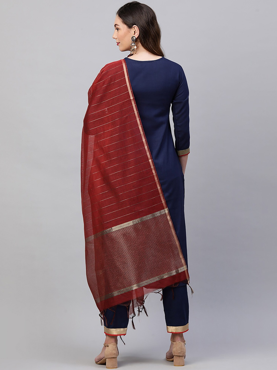 Women Navy Blue Ethnic Motifs Kurta Set