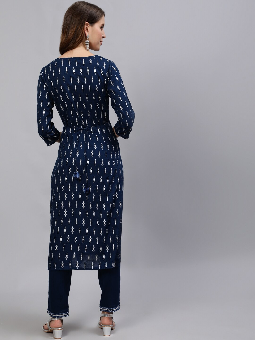 Women Navy Blue Yoke Design Kurta Set