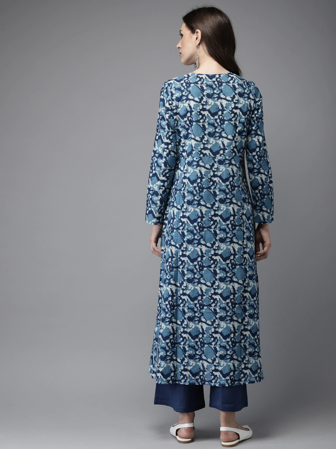 Women Navy Blue Kurta with Palazzos
