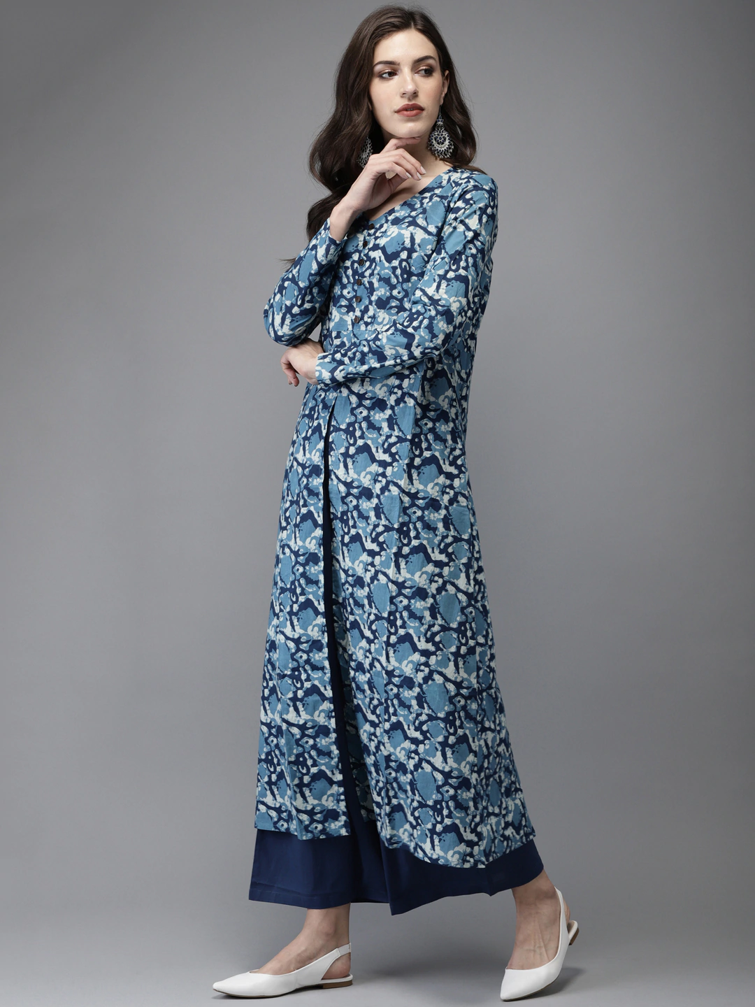 Women Navy Blue Kurta with Palazzos