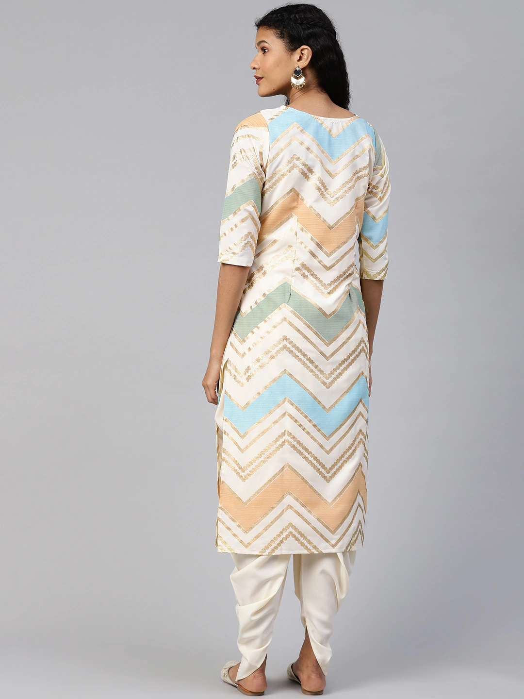Women Off-White Printed Straight Kurta Set
