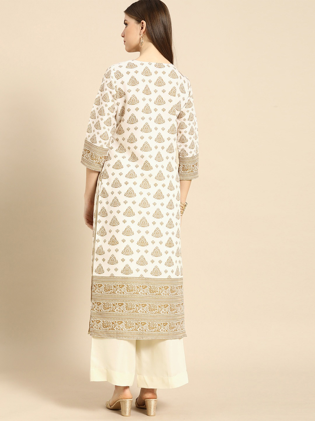 Women Off White Ethnic Kurta with Palazzos