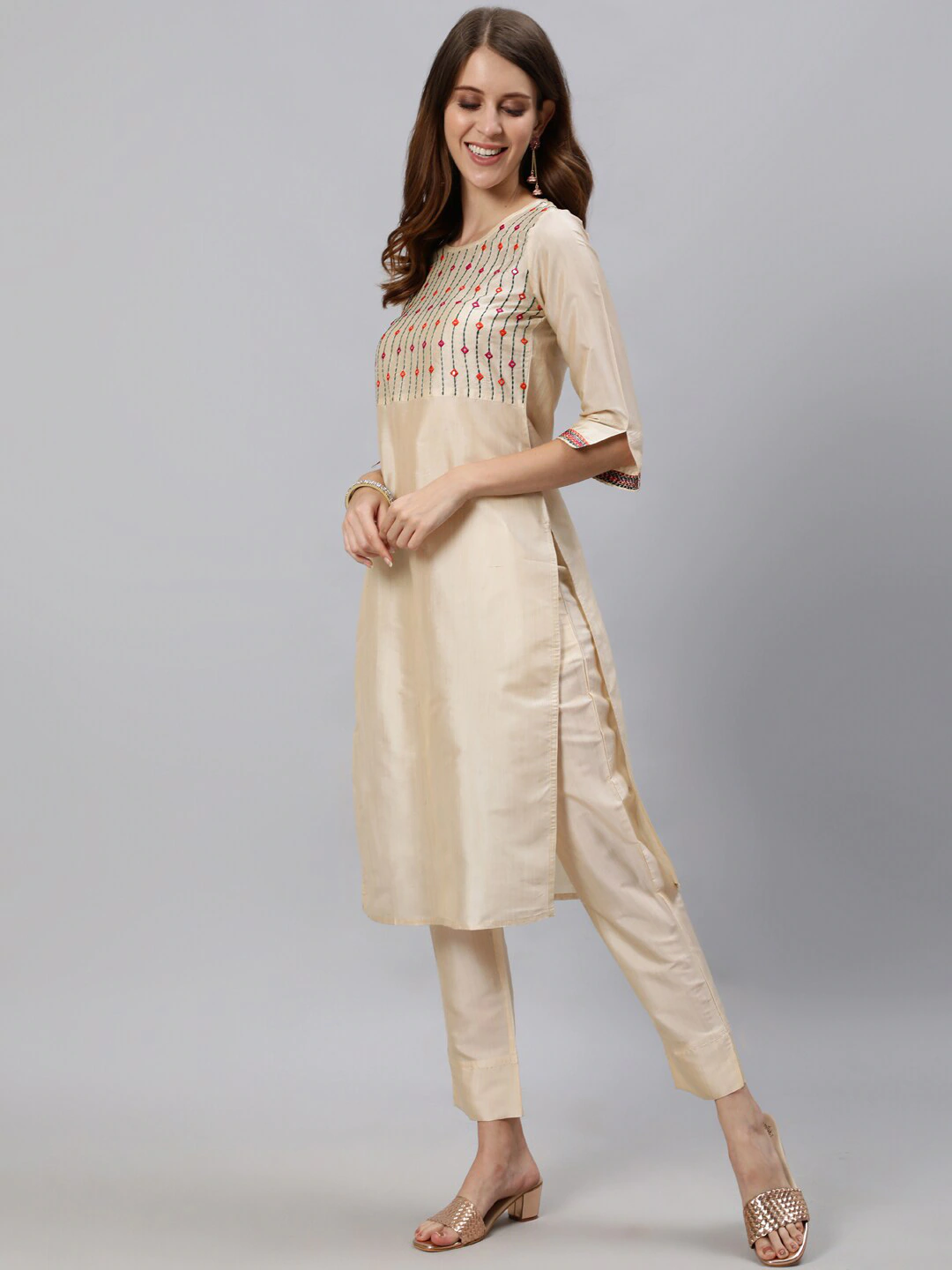 Women Off White & Orange Mirror Work Kurta Set