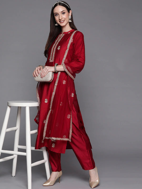 Women Red Floral Embroidered Sequinned Kurta Set