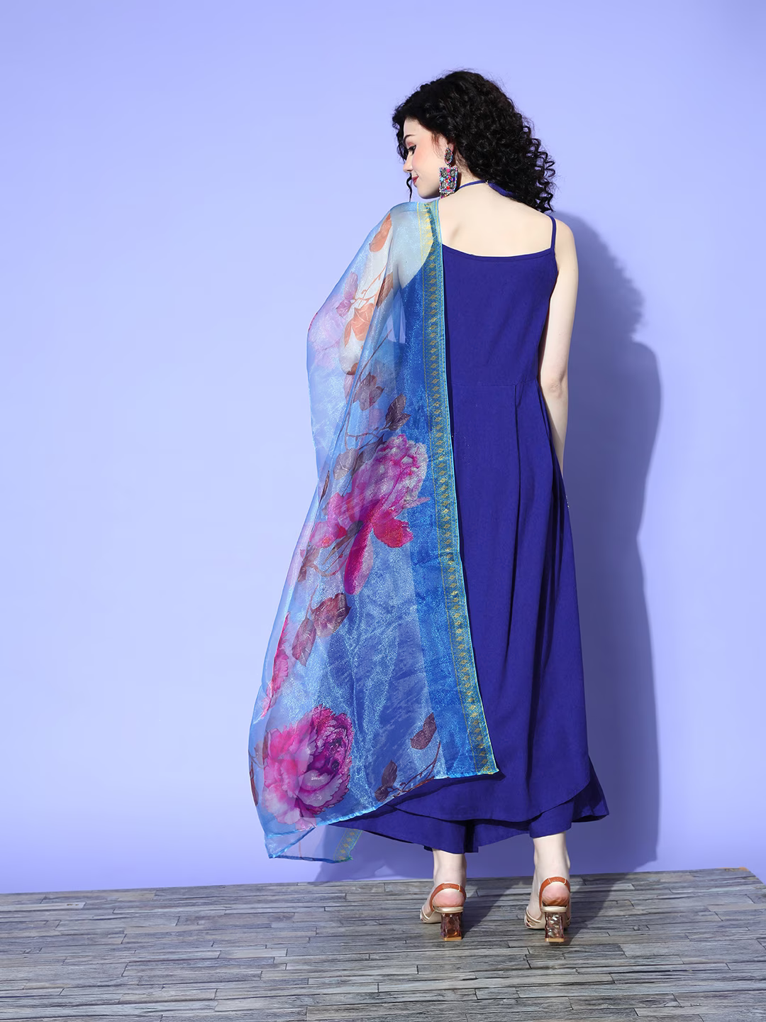 Women Solid Viscose Rayon Spaghetti Straps Kurta Set