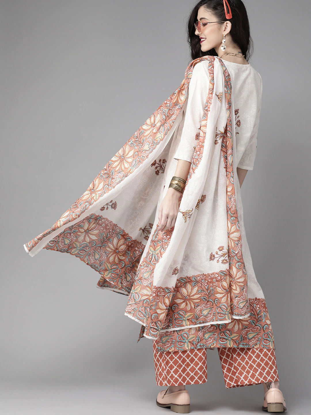Women White Floral Printed Pure Cotton Kurta Set