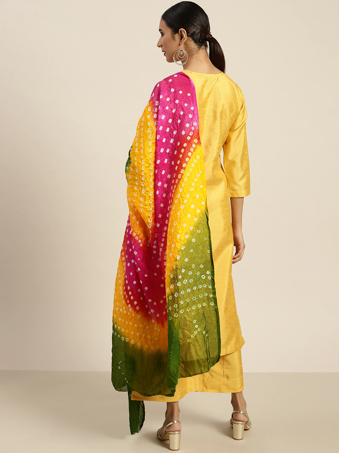 Women Yellow Solid Kurta Set