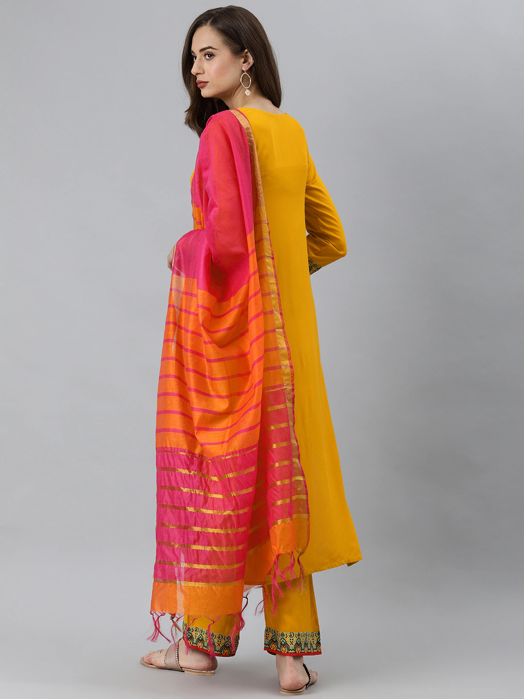 Women Yellow Yoke Design Cotton Kurta Set