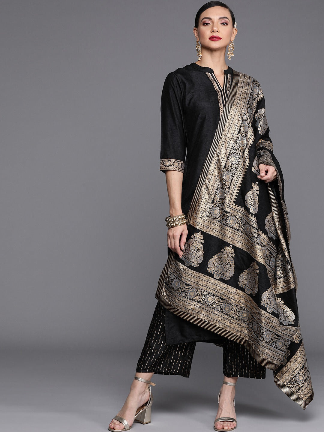 Women Black Ethnic Yoke Design Kurta Set