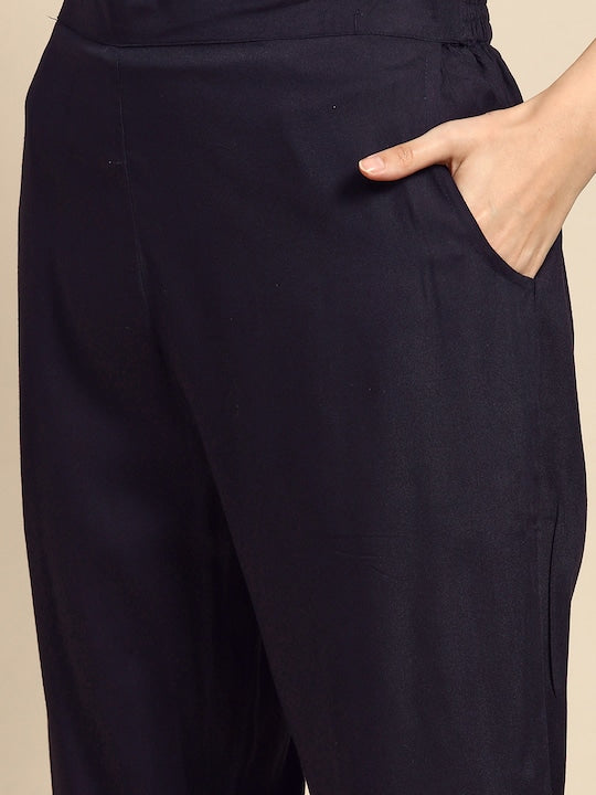 Women Navy Blue Floral Motifs Printed Kurta with Trousers