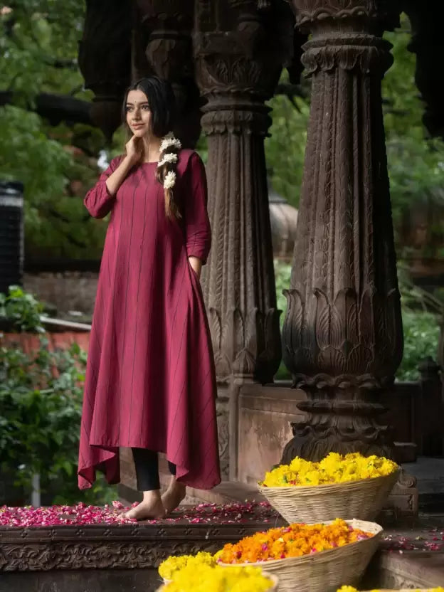 Women Maroon Magenta Cotton Blend Kurta and Pant Set