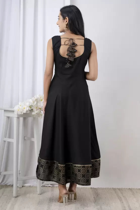 Women Black Viscose Rayon Kurta and Dupatta Set