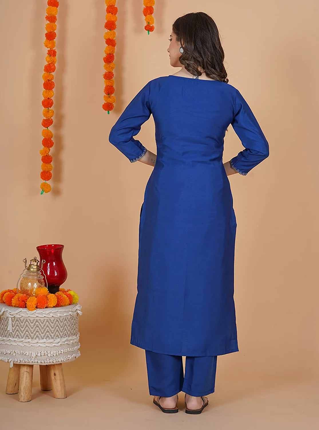 Women Silk Blend Blue Kurta set with 2-tone Dupatta