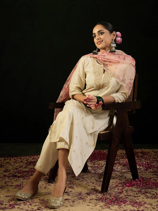 Notched Neck Floral Embroidered Kurta with Trouser & Dupatta