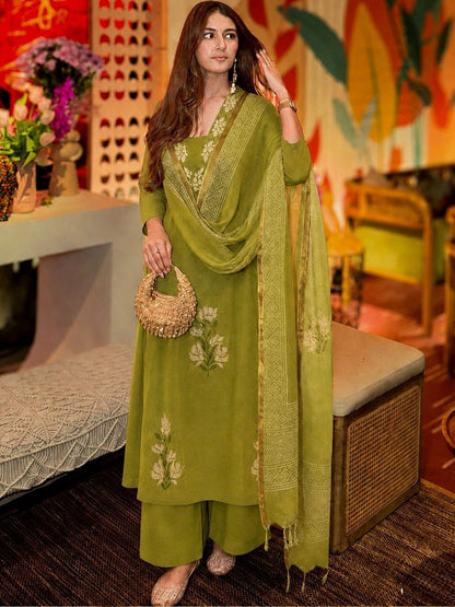 Women Floral Embroidered Regular Thread Work Kurta with Palazzos & With Dupatta