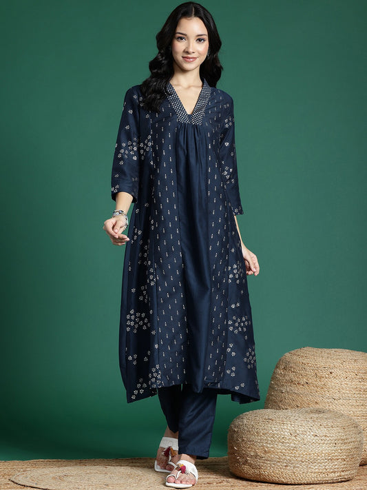 Ethnic Motifs Foil Printed Panelled Kurta with Trousers