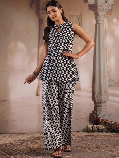Women Printed Regular Pure Cotton Kurta with Palazzos