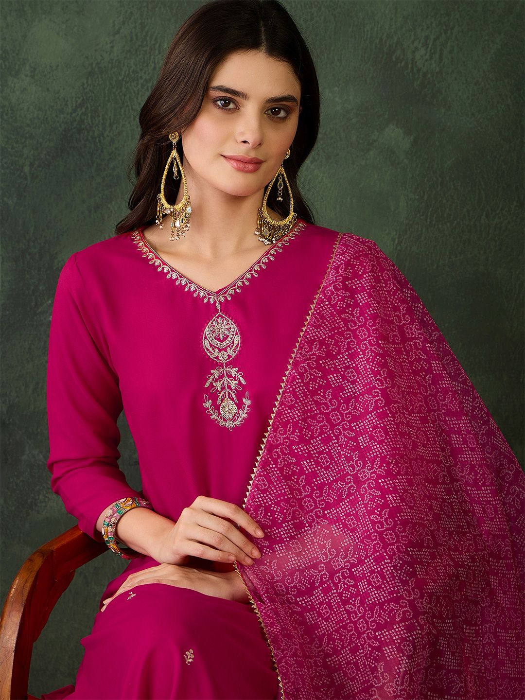 Women Zari V-Neck Straight Kurta With Trousers And Dupatta