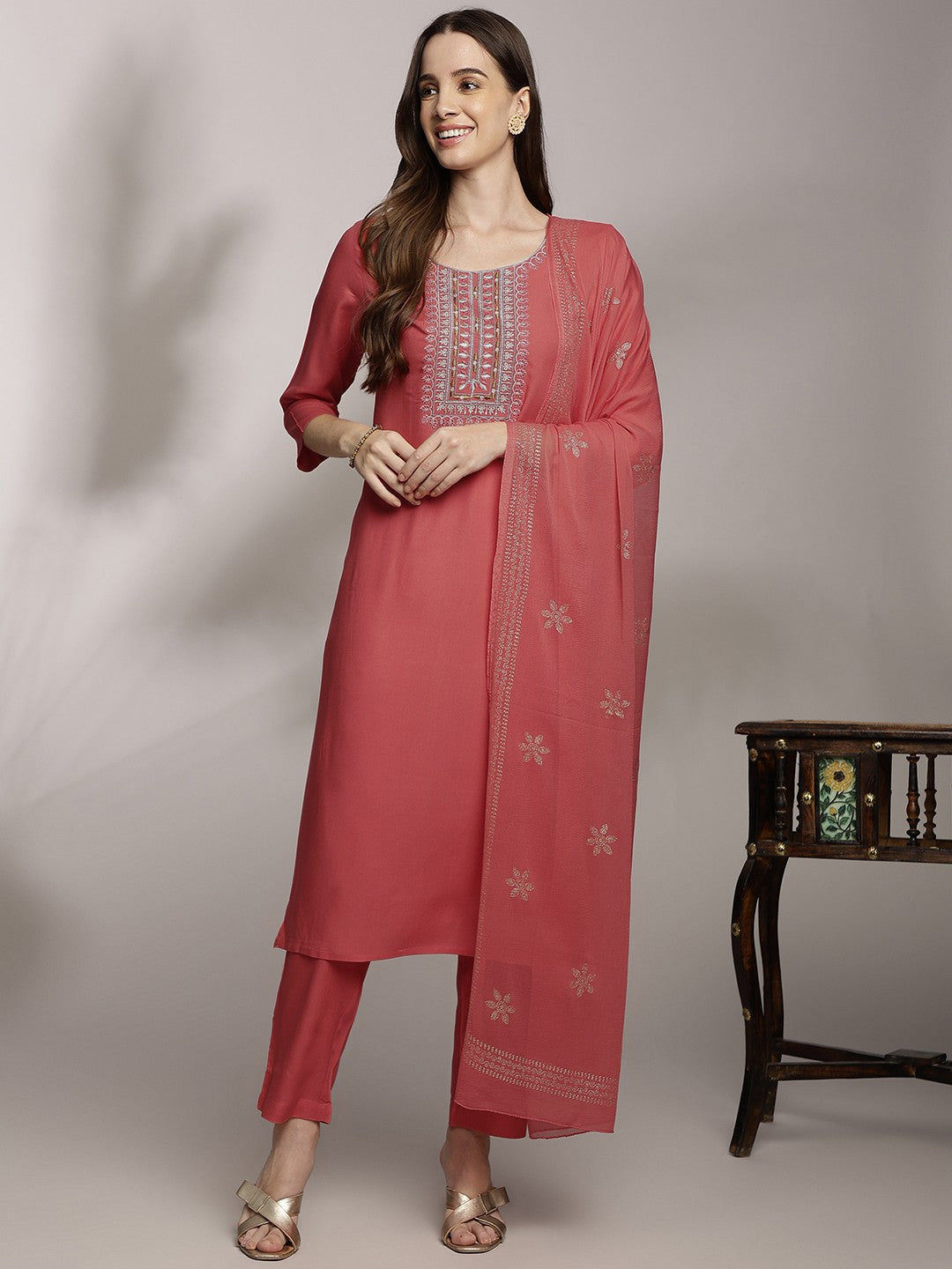 Women Ethnic Motifs Yoke Design Thread Work Kurta with Trousers & Dupatta