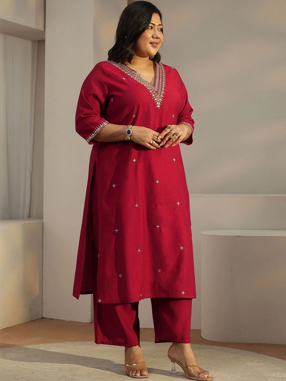 Women Ethnic Motifs Embroidered Regular Thread Work Kurta with Palazzos