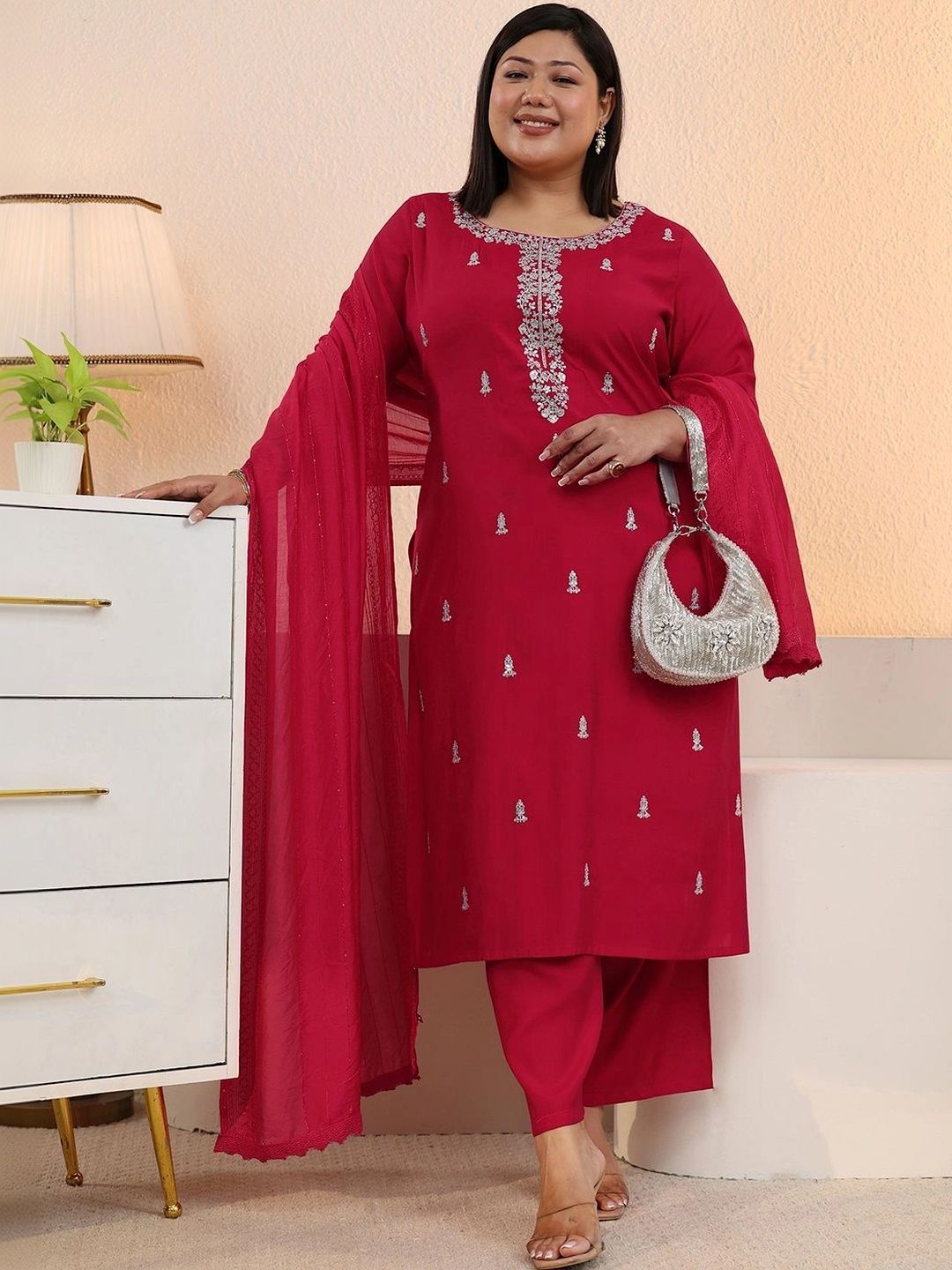 Women Ethnic Motifs Embroidered Regular Thread Work Kurta with Trousers & With Dupatta