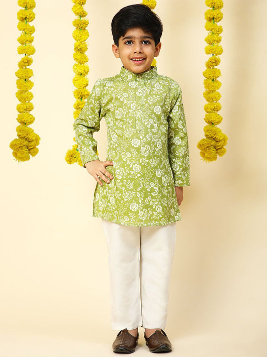 Boys Floral Printed Mandarin Collar Pure Cotton Straight Kurta with Trousers