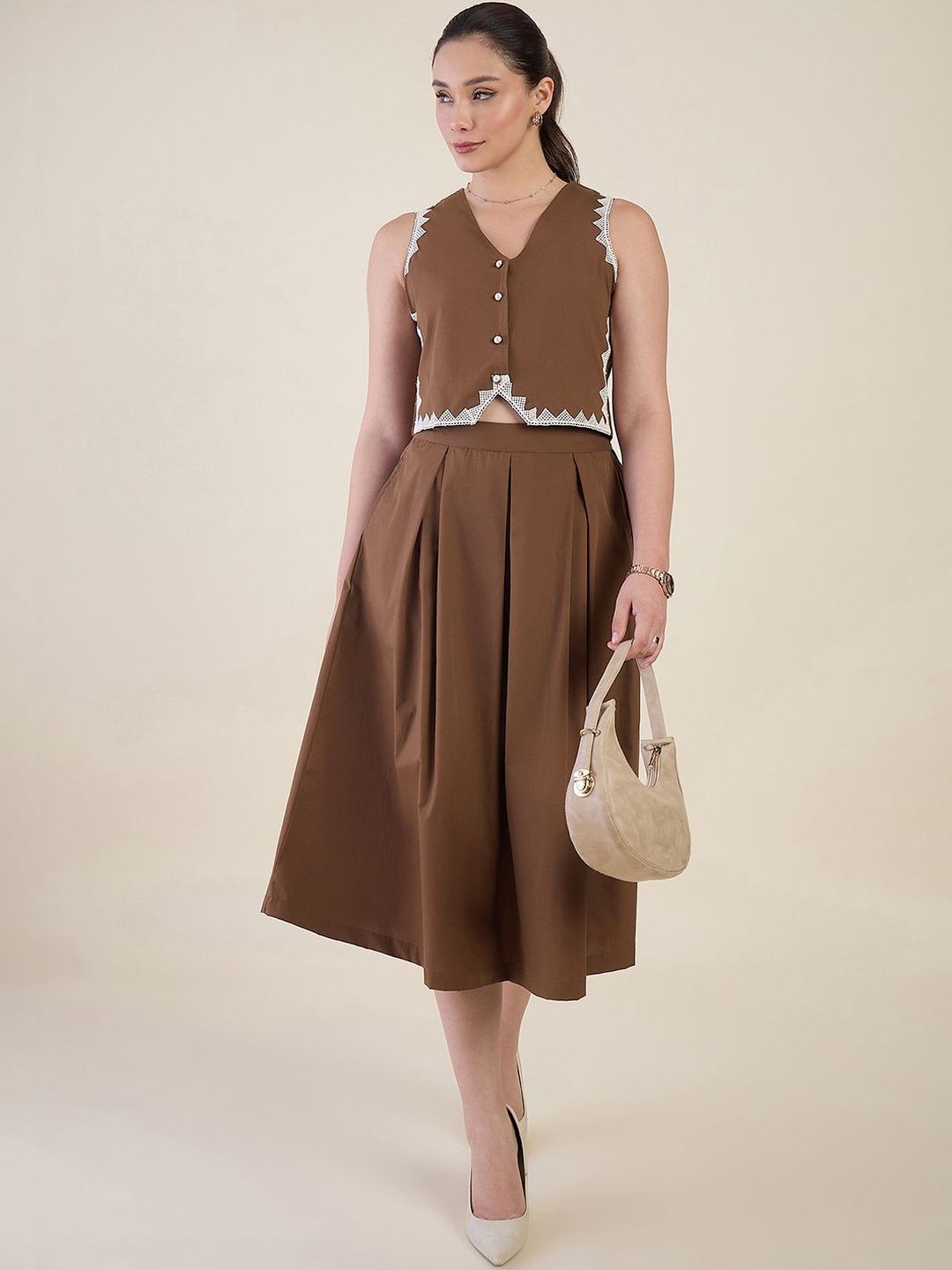 Lace Detail Cotton Solid Vest Top with Skirt