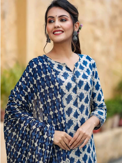 Ethnic Motifs Printed Straight Kurta with Trousers & Dupatta