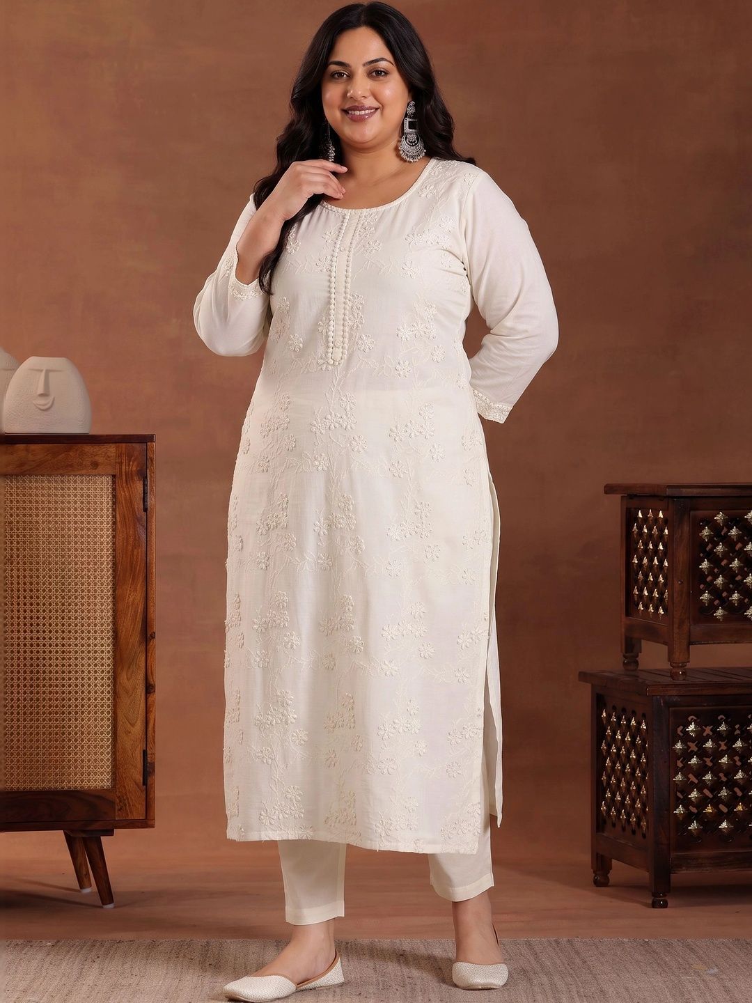Women Ethnic Motifs Embroidered Regular Thread Work Kurta with Trousers & With Dupatta