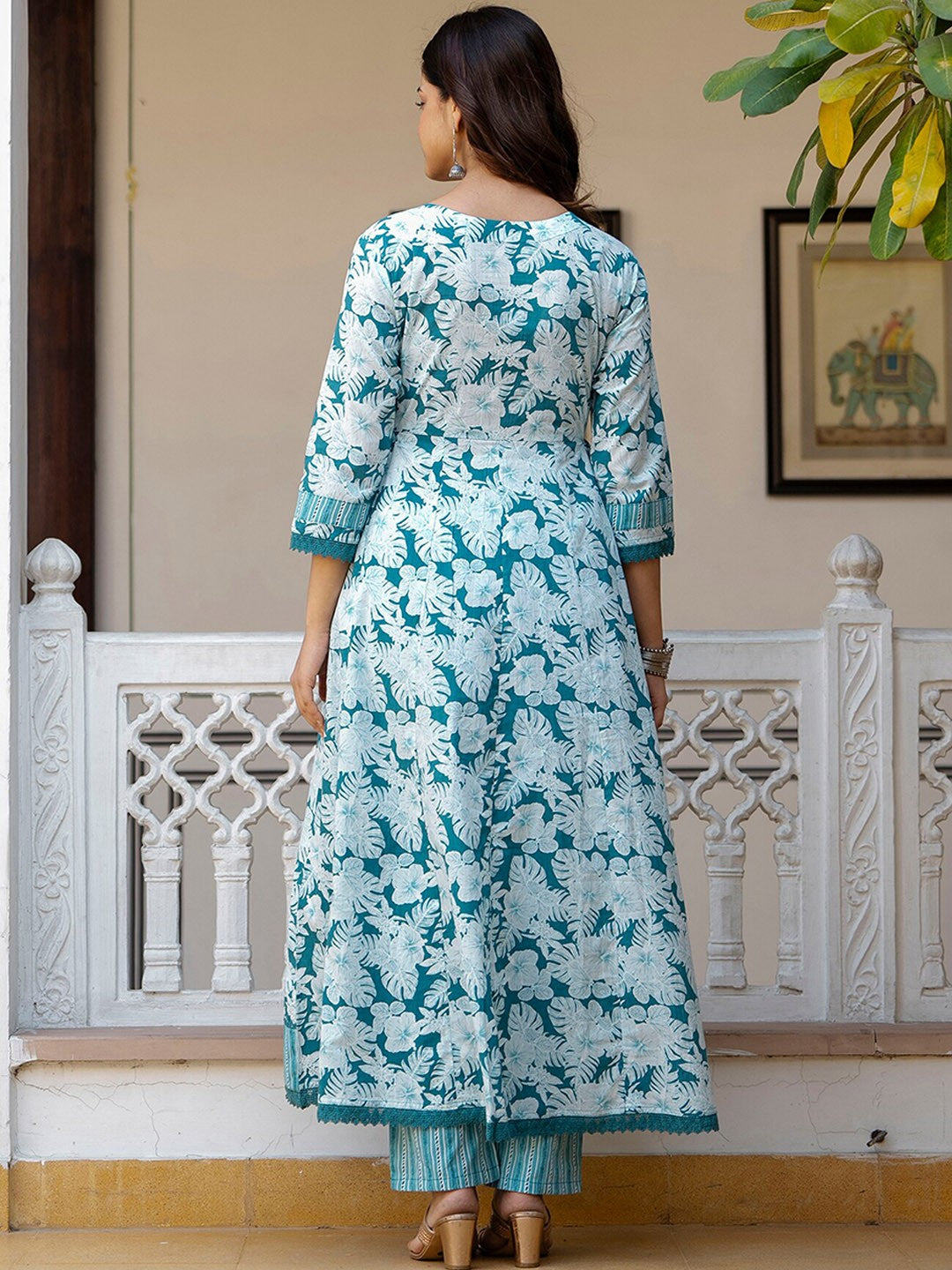 Blue Floral Printed Panelled Pure Cotton Anarkali Kurta With Trousers & Dupatta