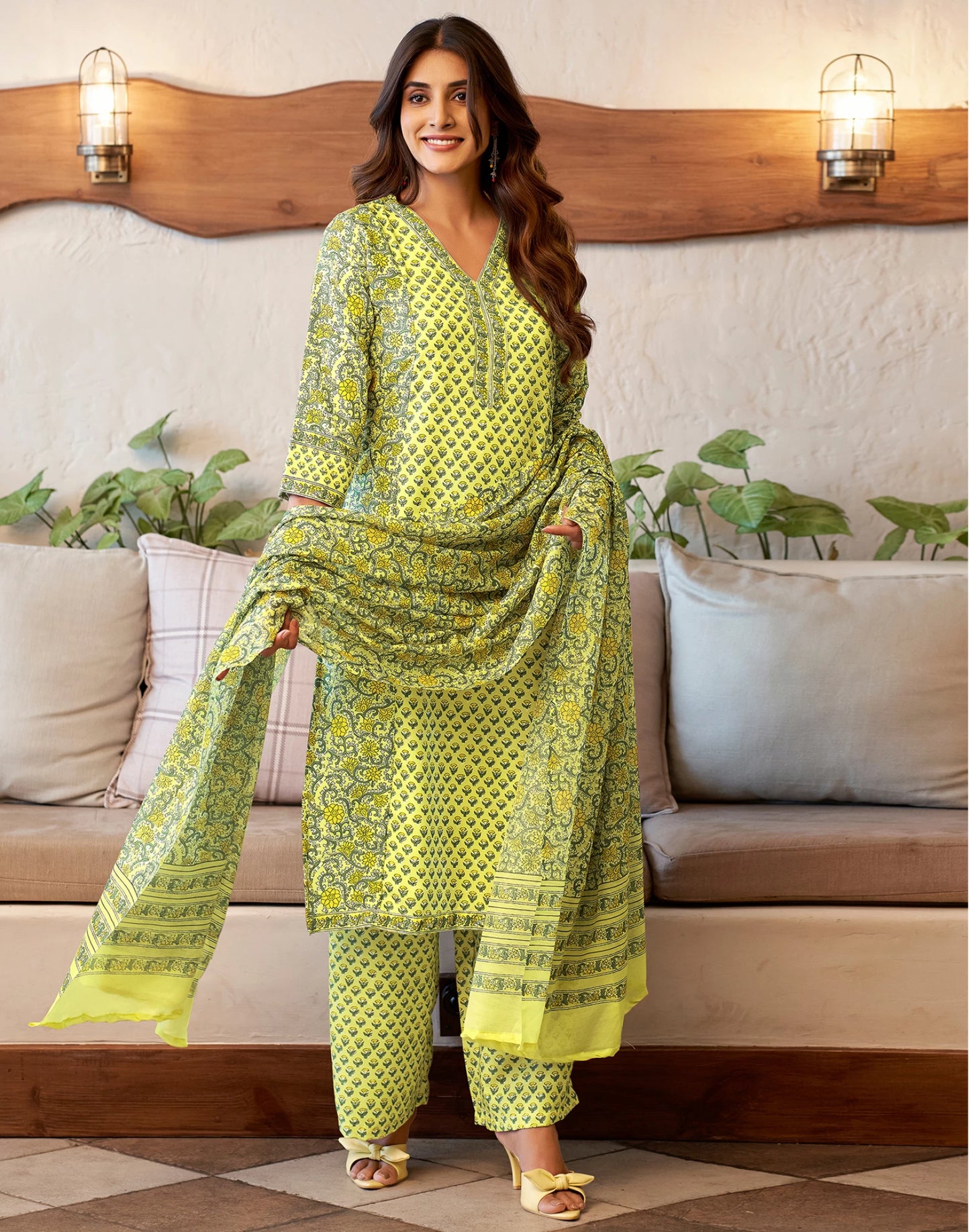 Women Viscose Rayon Kurta Pant Dupatta Set