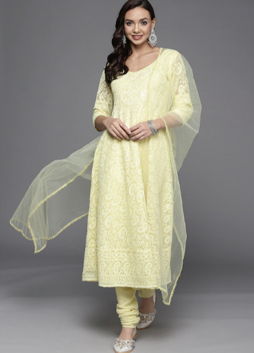 Women Yellow Paisley Embroidered Thread Work Kurta Set