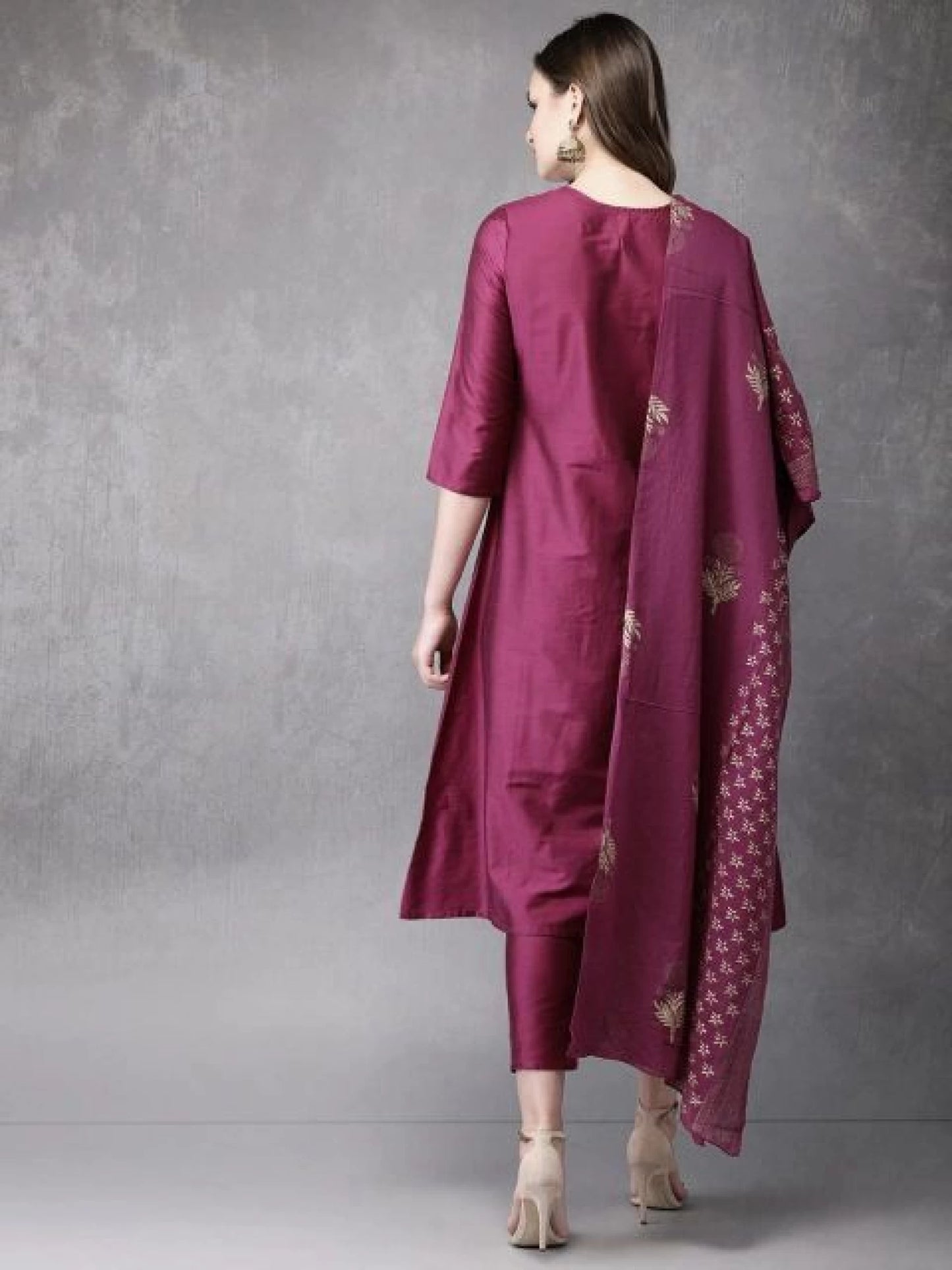 Women Cotton Blend Kurta Pant Dupatta Set