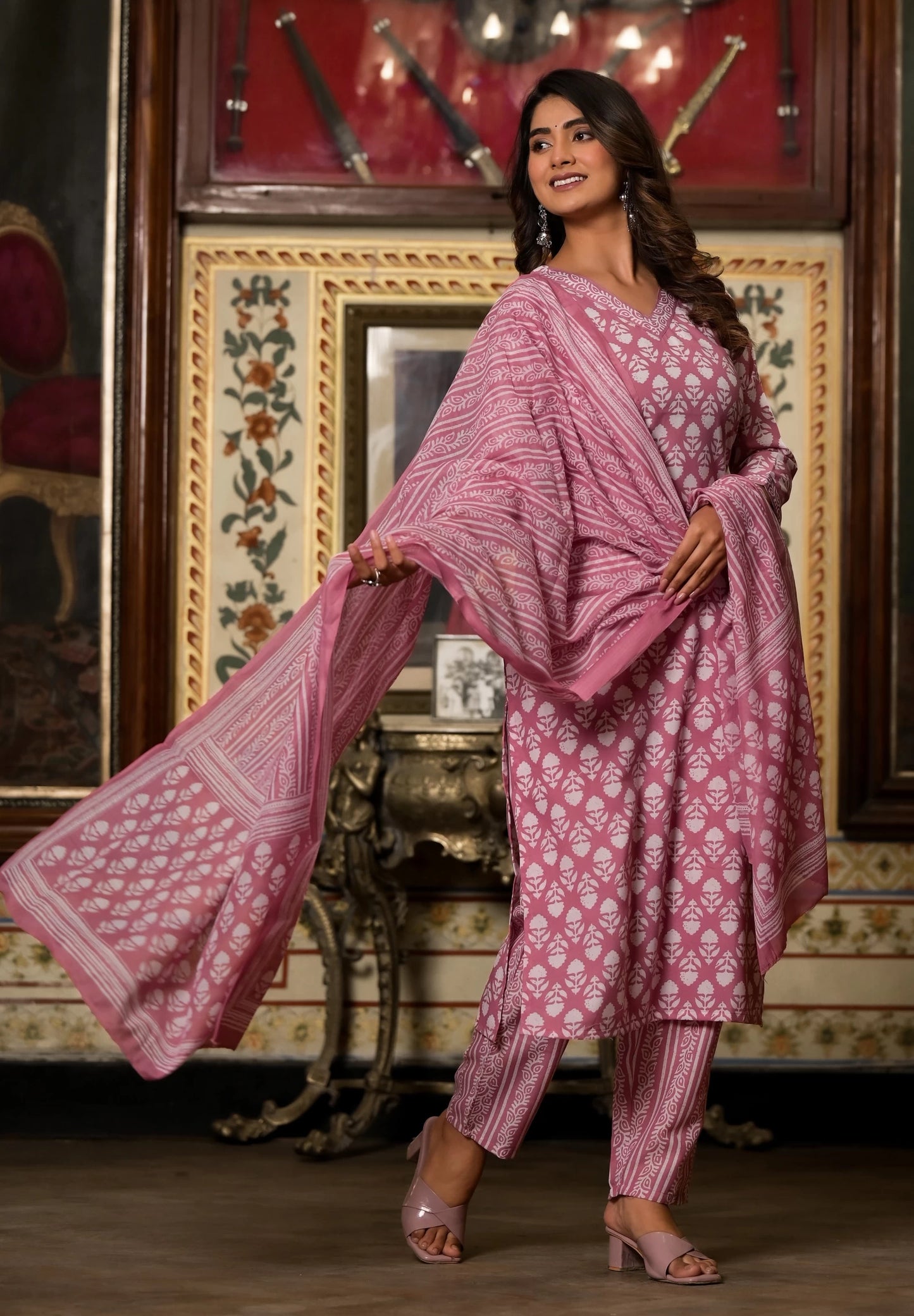 Women Viscose Rayon Kurta Pant Dupatta Set