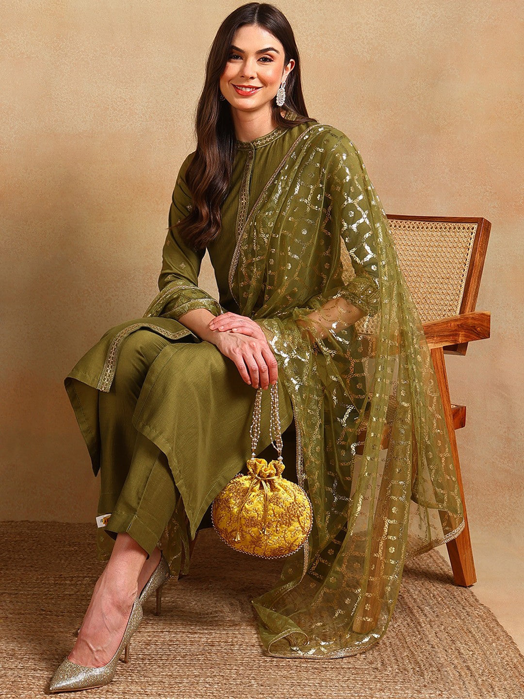 Ethnic Regular Sequinned Straight Kurta With Trousers & Dupatta