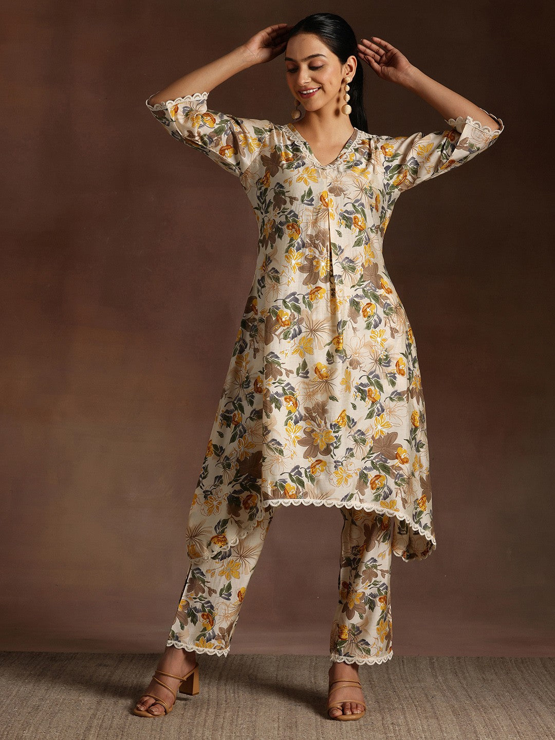 Floral Printed Kurta With Trouser