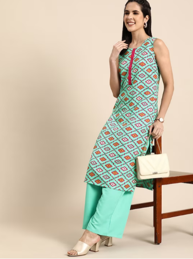 Women Geometric Printed Regular Kurta With Palazzos