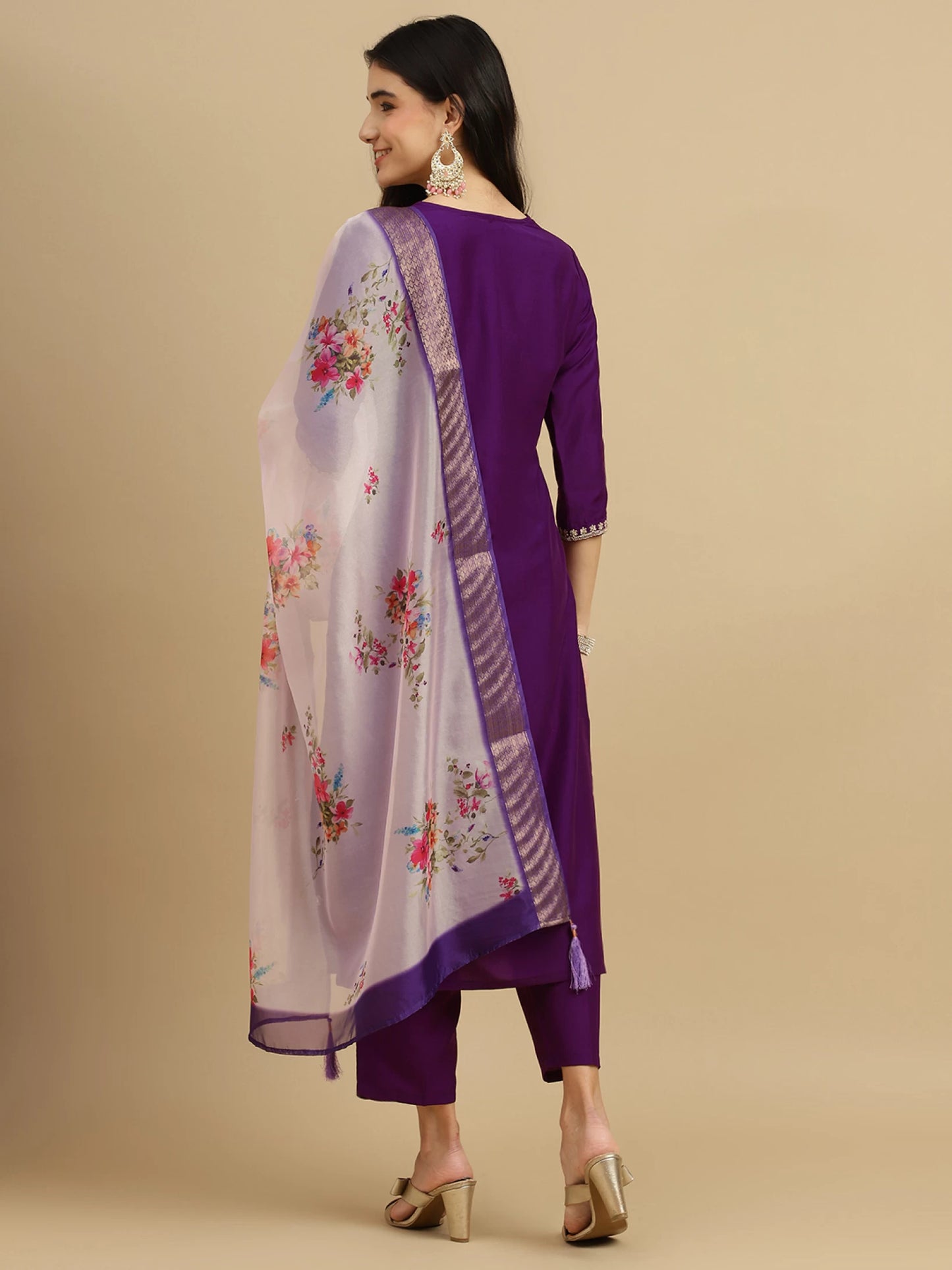 Women Silk Blend Kurta Pant Dupatta Set