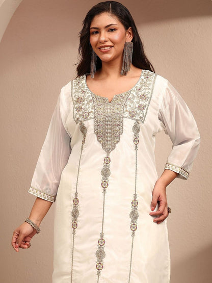 Plus Size Women Ethnic Motifs Embroidered Kurta Suit Set