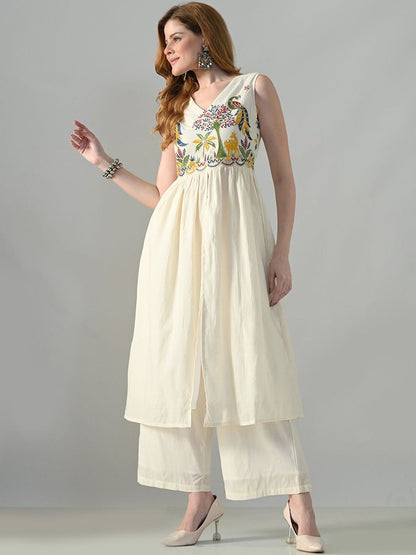 Women Ethnic Motifs Embroidered Empire Thread Work Pure Cotton Kurta with Palazzos