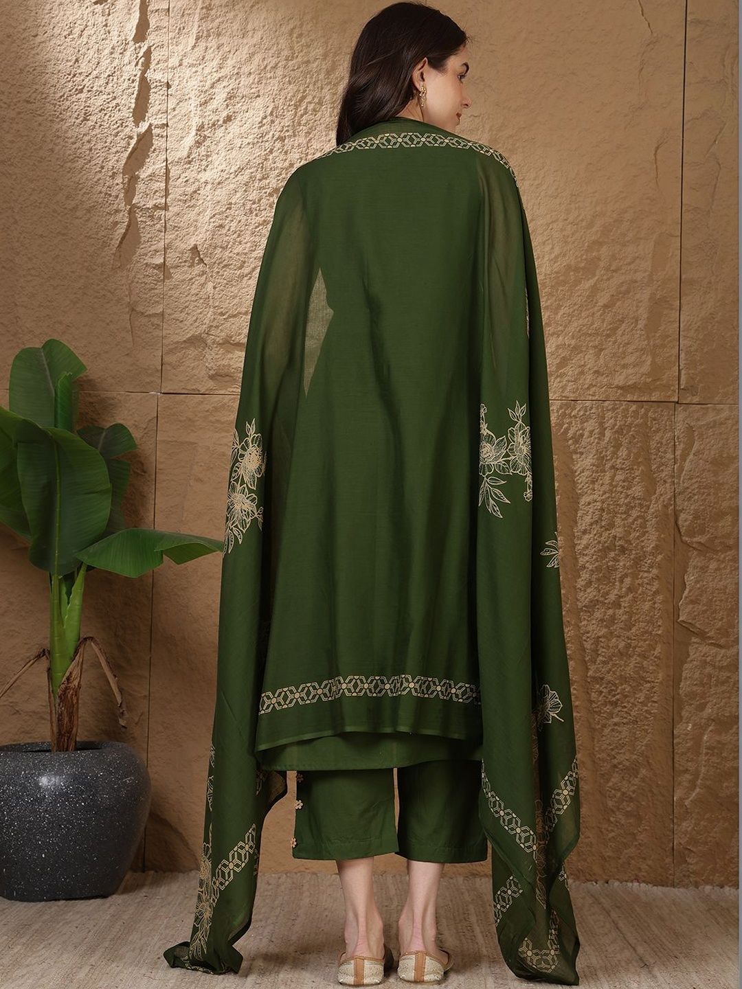 Women Ethnic Motifs Regular Thread Work Pure Cotton Kurta with Trousers & With Dupatta