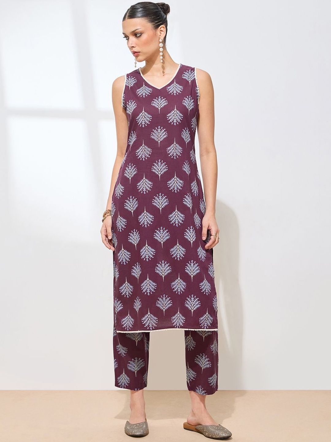 Women Ethnic Motifs Printed Regular Pure Cotton Kurta with Trousers
