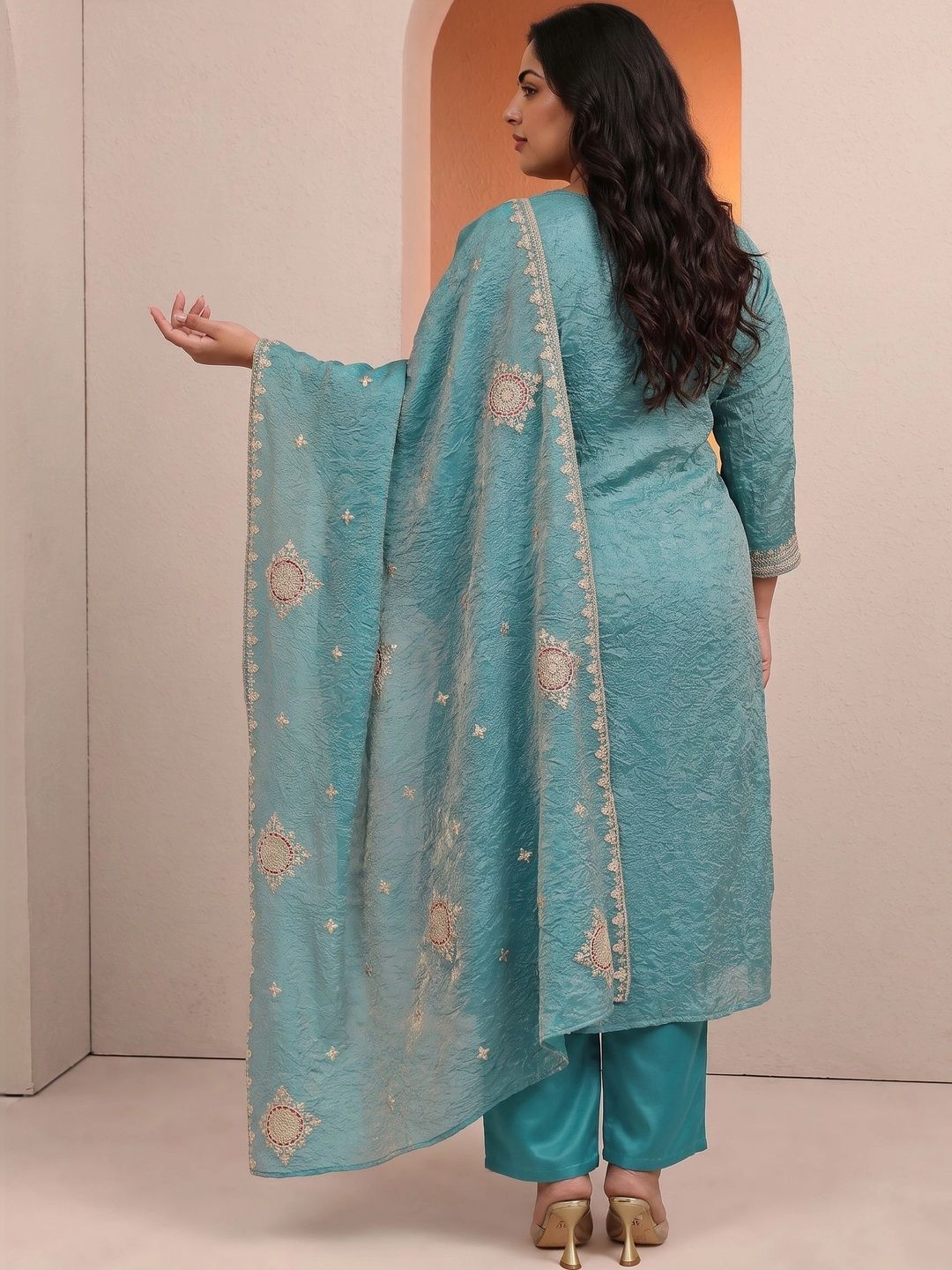 Women Ethnic Motifs Embroidered Regular Thread Work Kurta with Trousers & With Dupatta