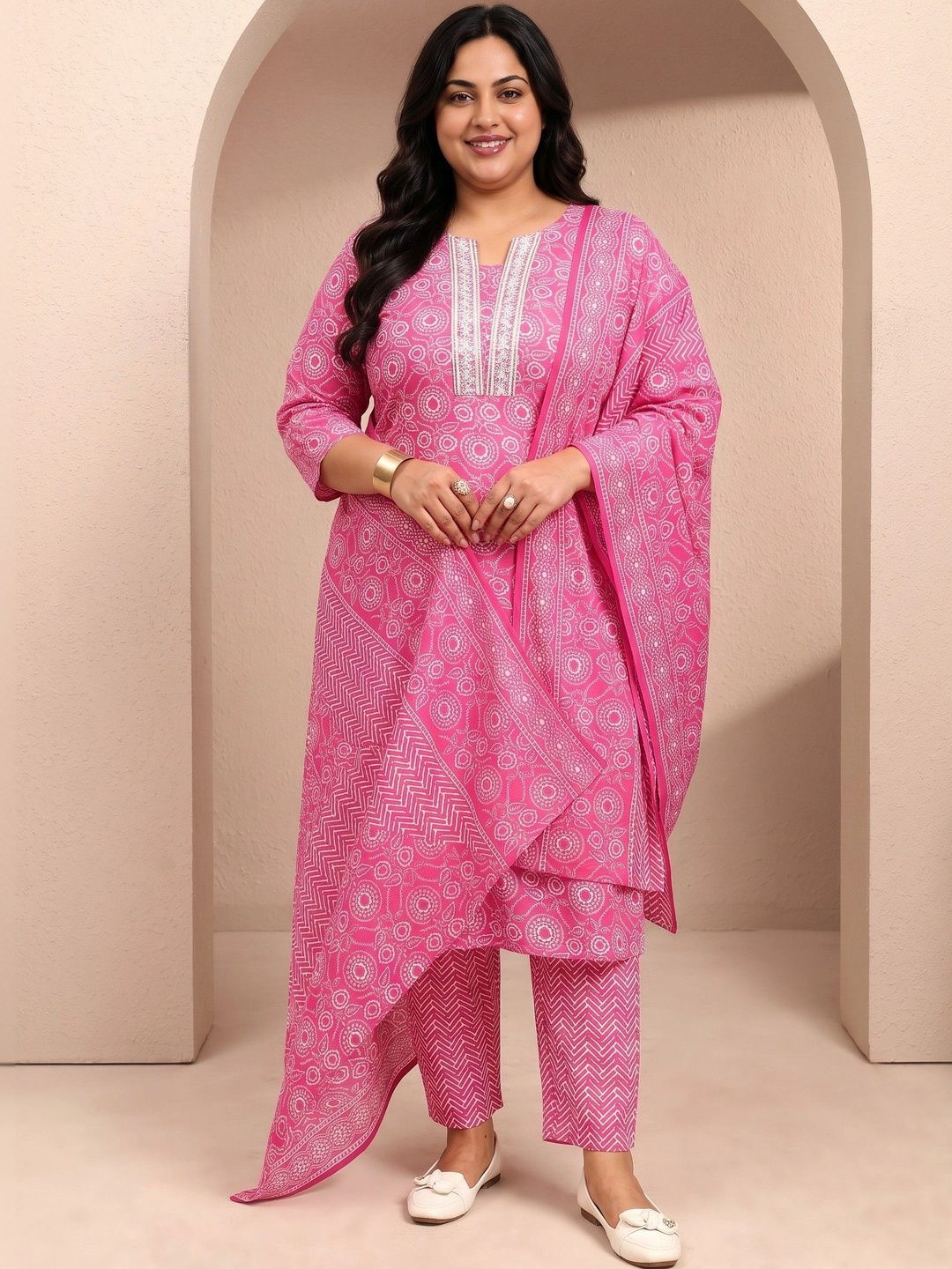 Women Ethnic Motifs Printed Regular Thread Work Kurta with Trousers & With Dupatta