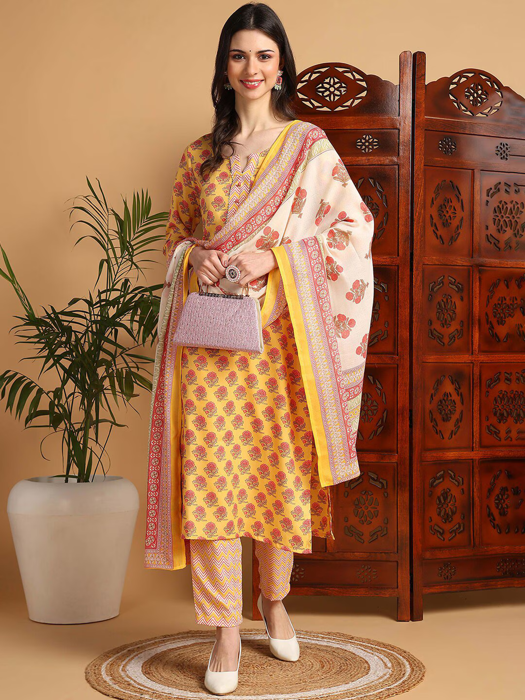 Floral Printed Regular Pure Cotton Straight Kurta with Trousers & Dupatta