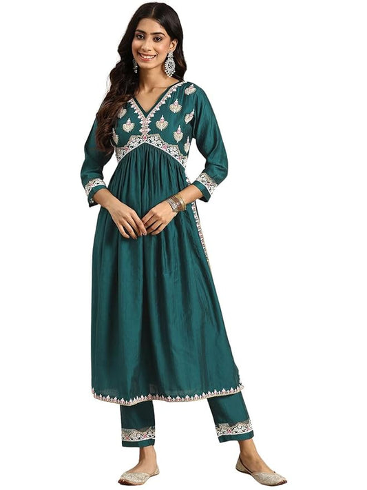 Women's Rayon Embroidered Alia Cut Regular Kurta With Pant