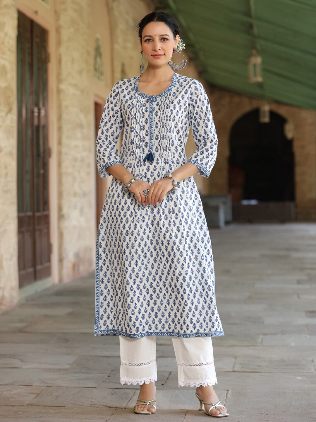 Ethnic Motifs Printed Regular Pure Cotton Kurta with Trousers & Dupatta