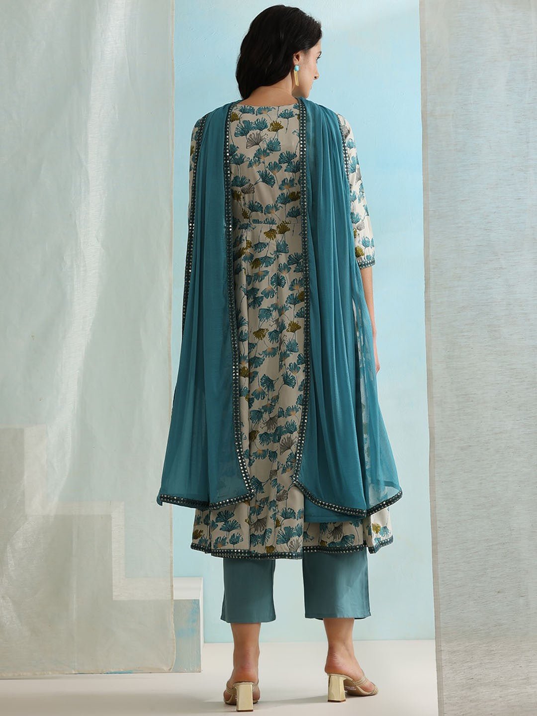 Floral Printed Empire Kurta with Trouser & With Dupatta