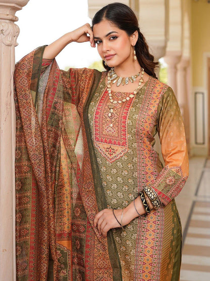 Women Ethnic Motifs Printed Regular Kurta with Trousers & With Dupatta