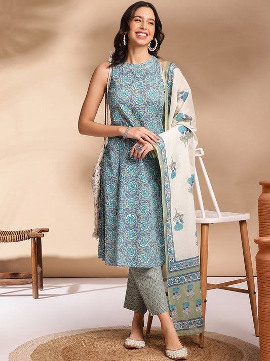 Women Ethnic Motifs Printed Regular Gotta Patti Cotton Republic Day Kurta With Trousers & Dupatta
